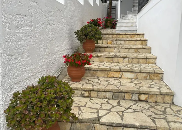 Areti\'S Home
